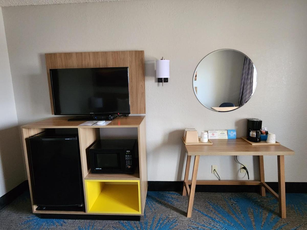Days Inn By Wyndham Tucumcari Εξωτερικό φωτογραφία