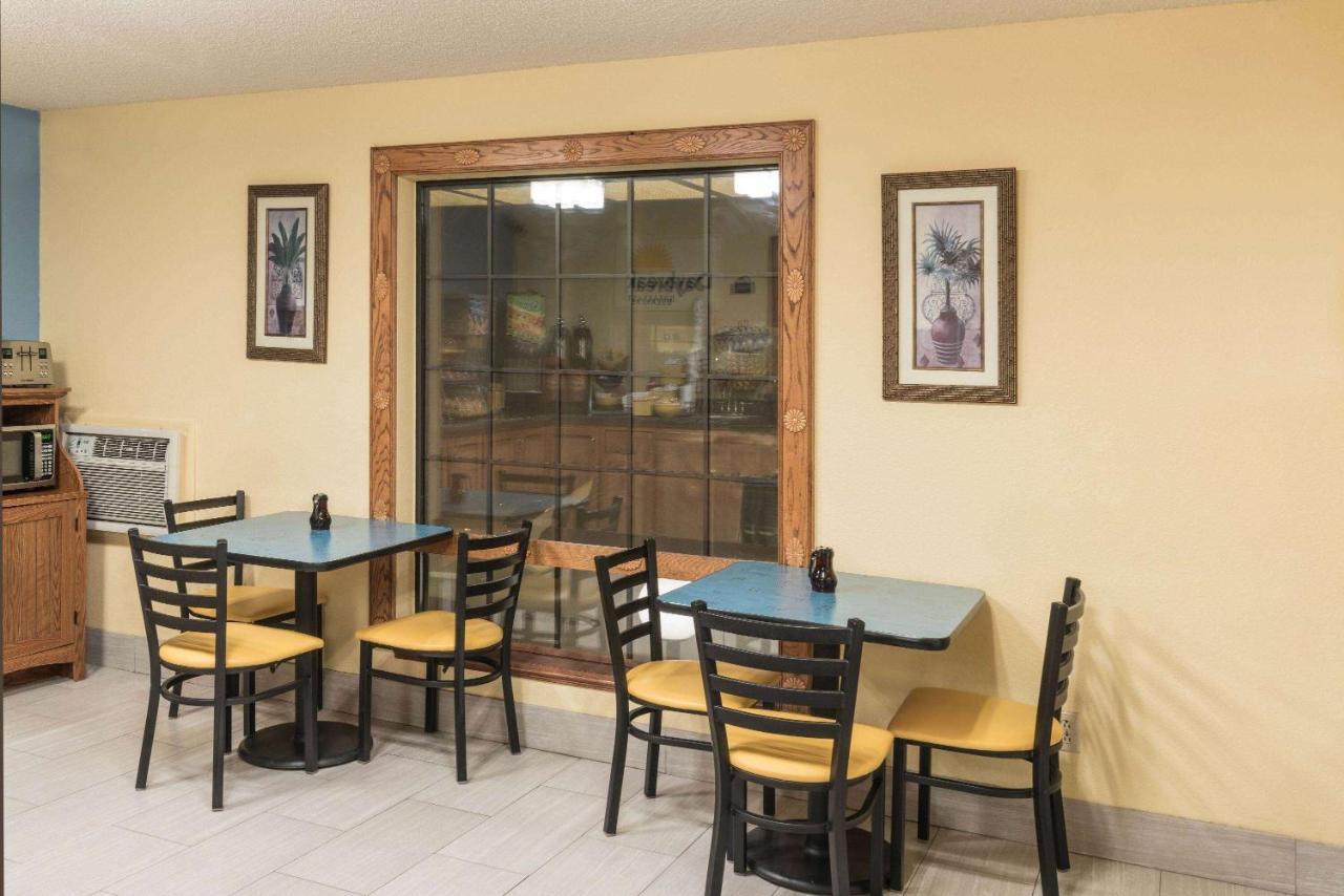 Days Inn By Wyndham Tucumcari Εξωτερικό φωτογραφία